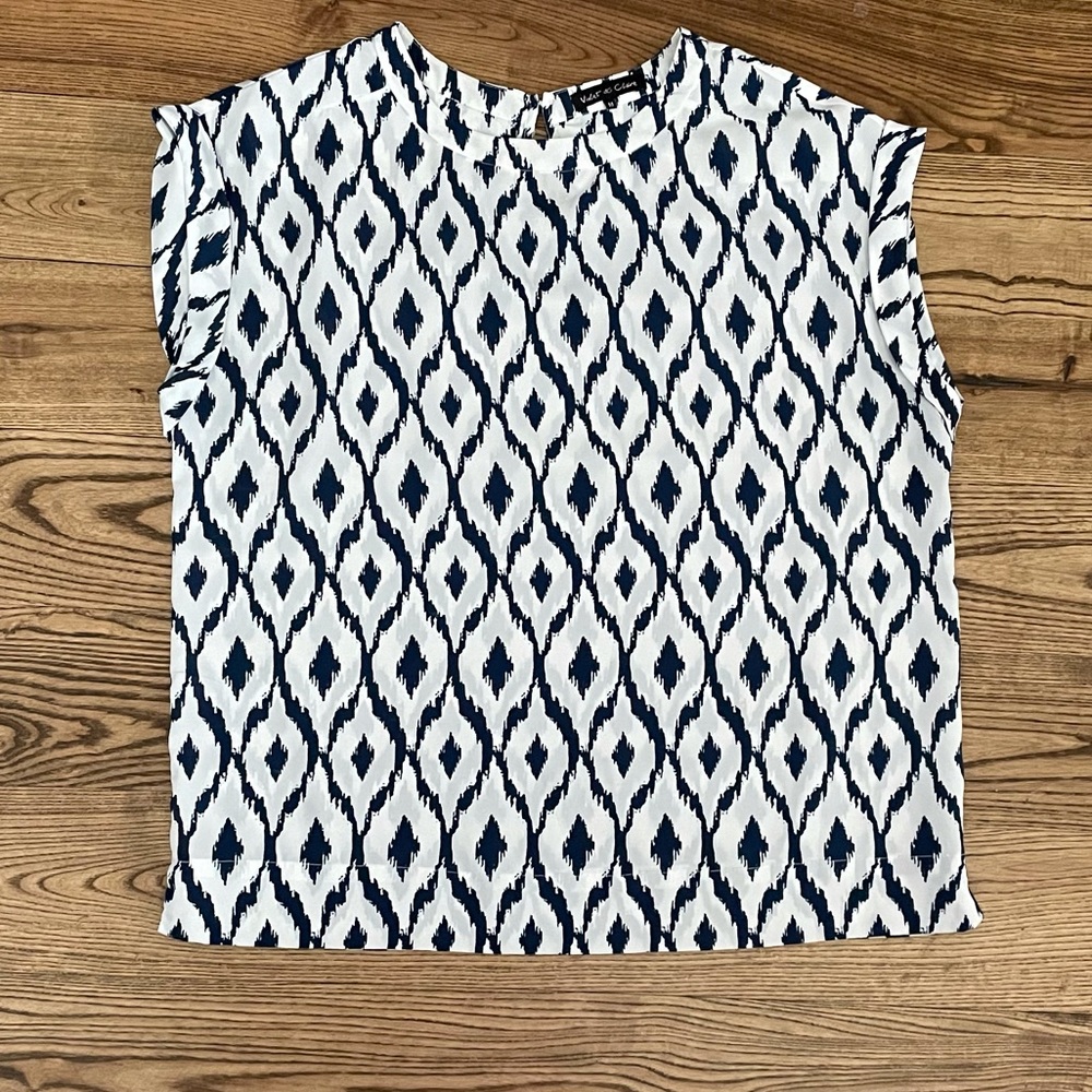 Violet & Claire Shirt Size M